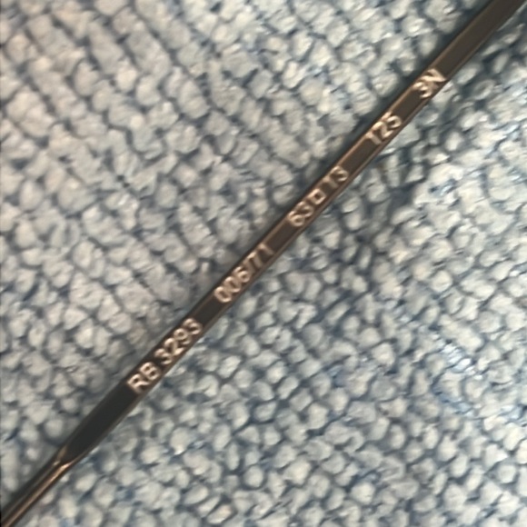 Used Ray-Ban Glossy Black Sunglasses RB3293 Aviator with scratches - Picture 3 of 6